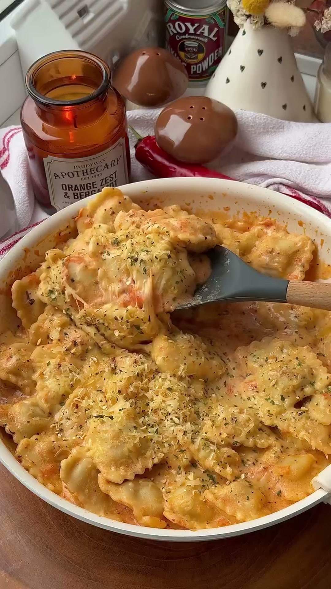 Пельмени в вкуснейшем сливочно-томатном соусе
