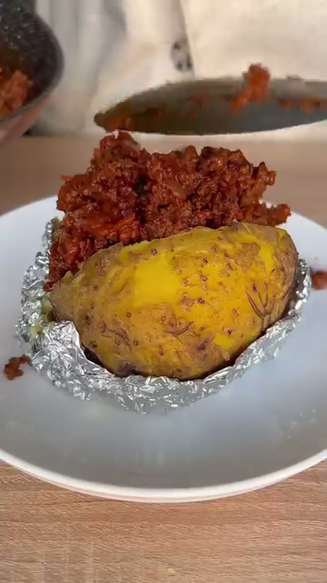 Крошка-картошка с фаршем и сыром