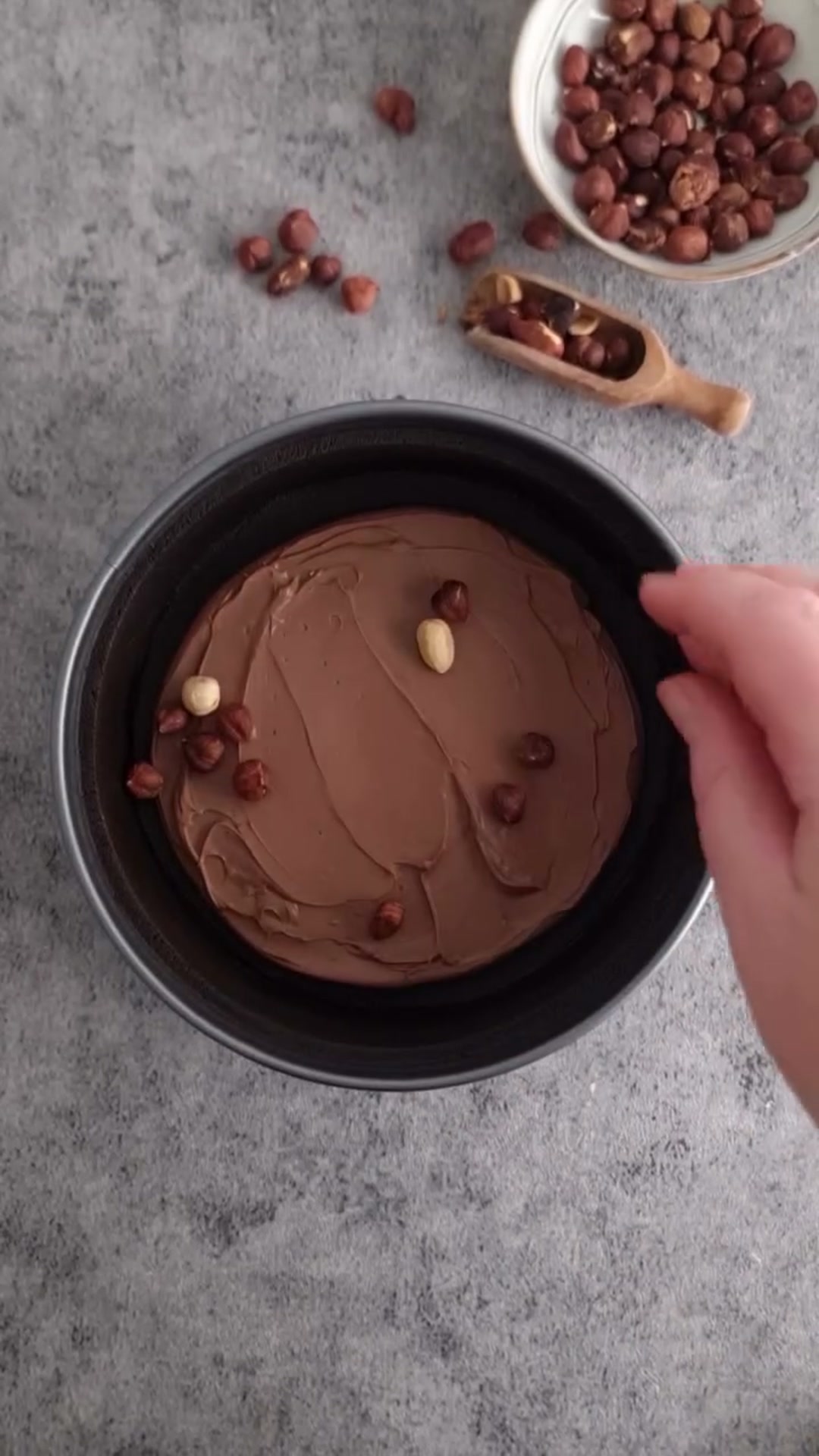 Чизкейк без выпечки с шоколадом и фундуком