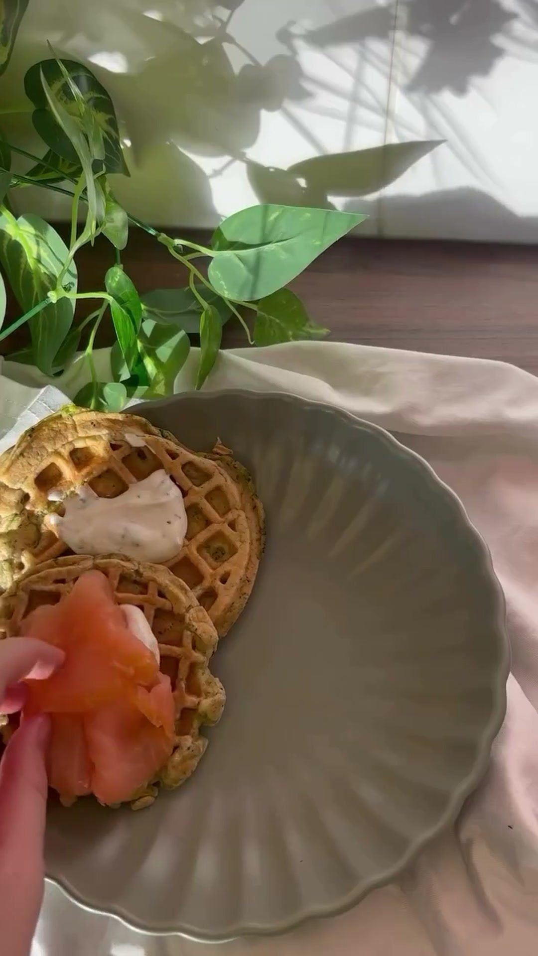 Солёные вафли с брокколи