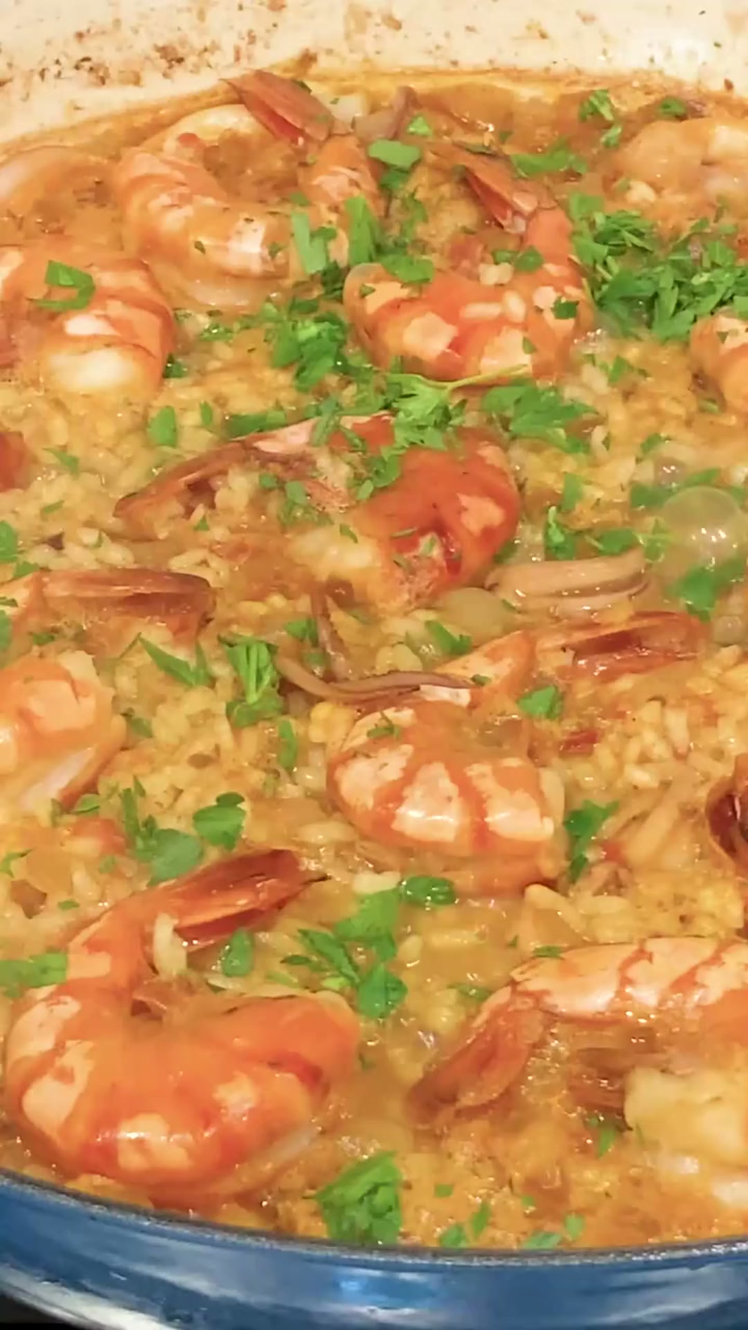 Простая паэлья с морепродуктами