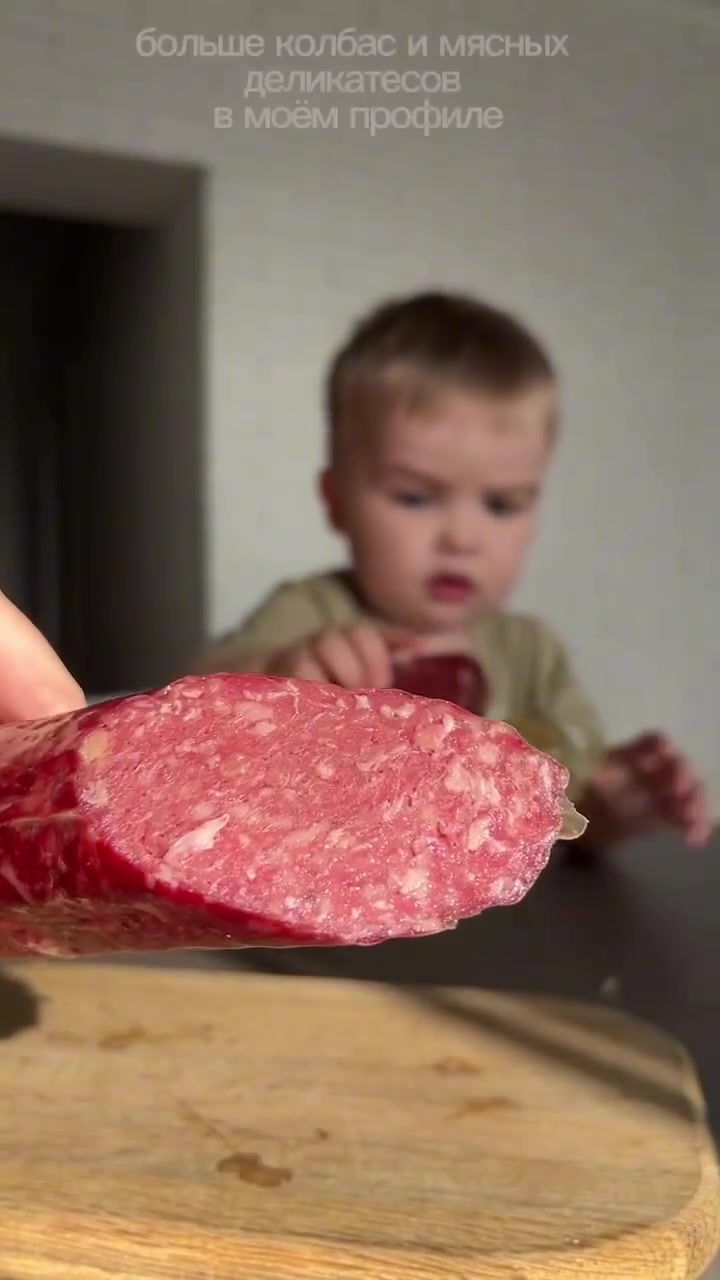 Домашний сервелат без лишнего - только мясо, специи и правильная технология